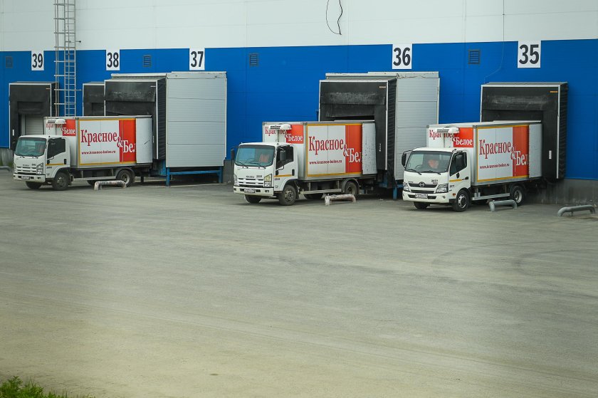 Распределительный центр красное и белое Екатеринбург