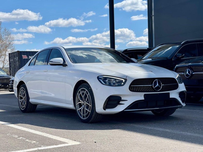 Мерседес с 200 2021 белый