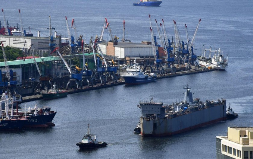 Транспортный док Зея