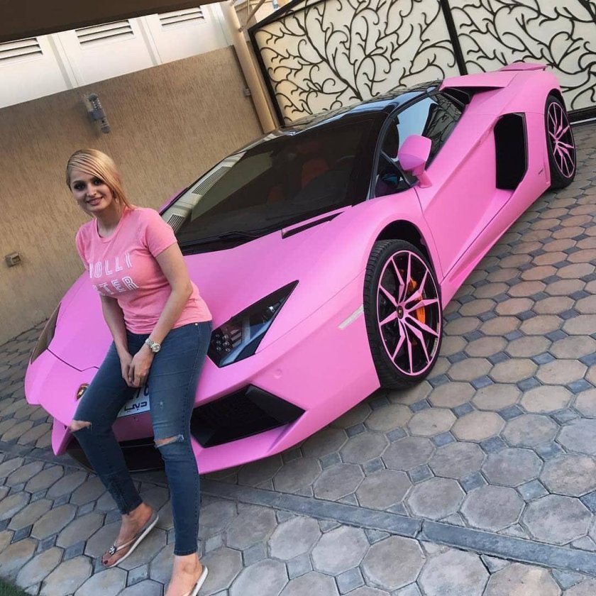 Машина Насти Ивлевой Ламборгини