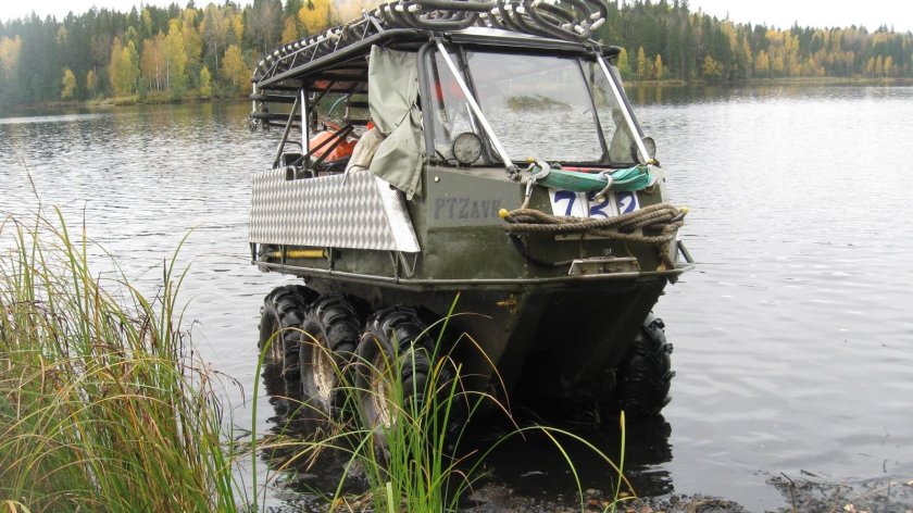 Вездеход болотоход амфибия