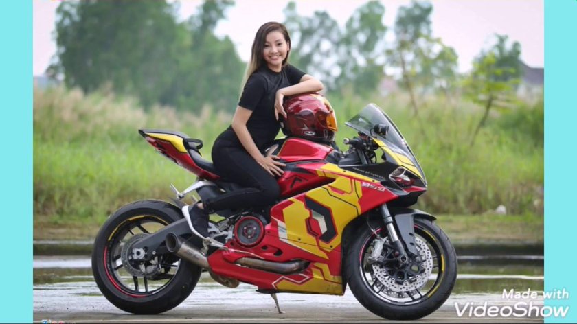 Дукати ПАНИГАЛЬ девушка