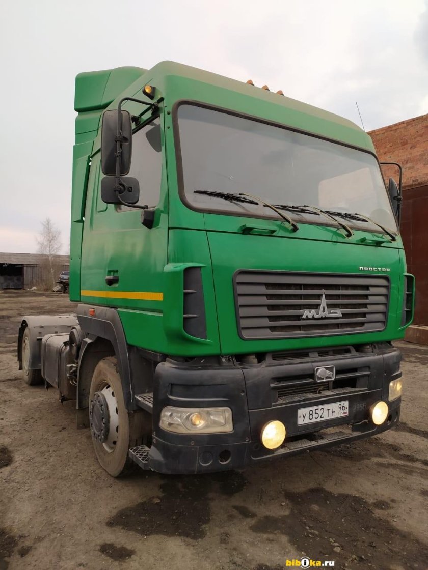 МАЗ тягач 2012