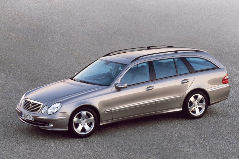 Мерседес универсал 2004