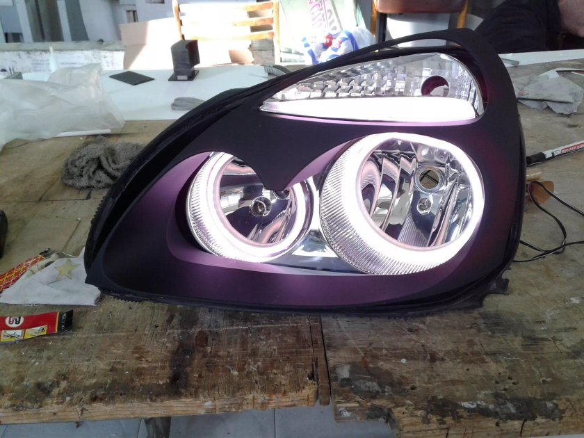 Ангельские глазки на Рено Симбол 2