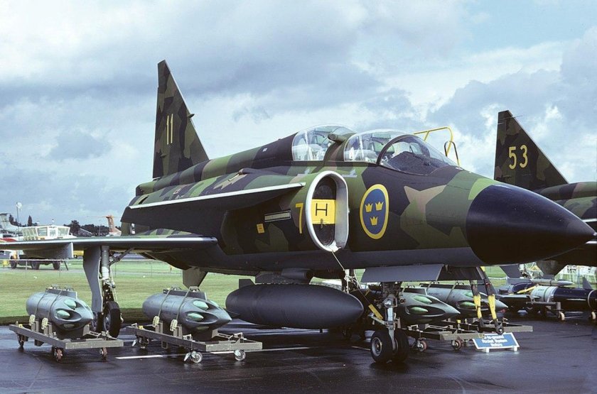 Saab Viggen самолет
