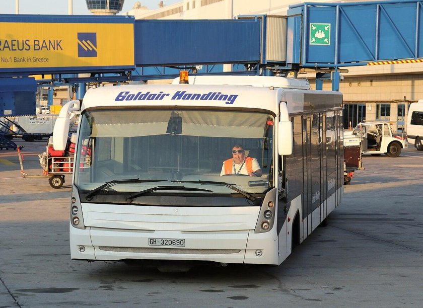 Cobus 3000 перронный автобус