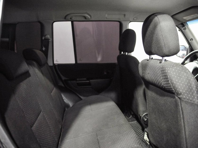 Pajero Pinin салон