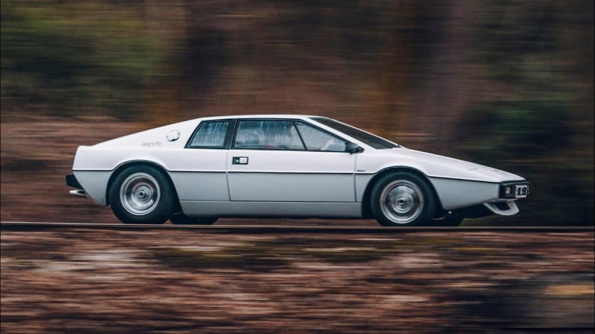 Lotus Esprit 007