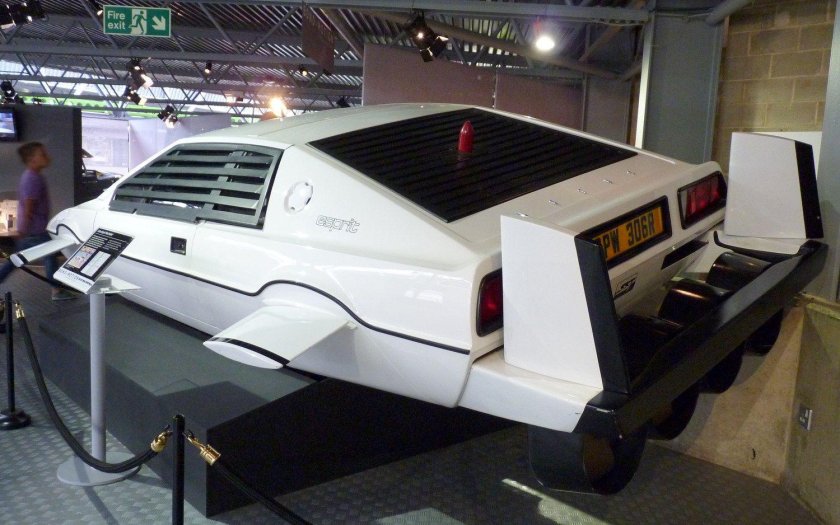 Lotus Esprit 007 James Bond