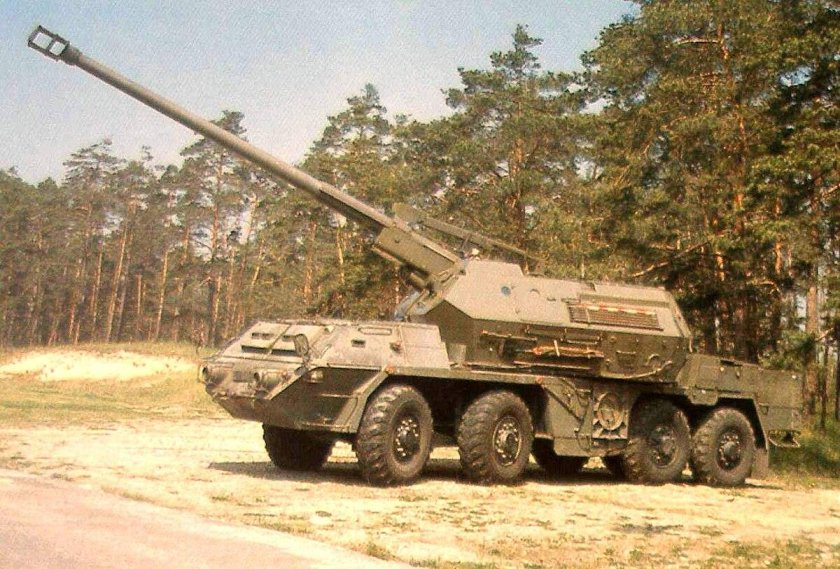 Самоходная пушка-гаубица vz.77