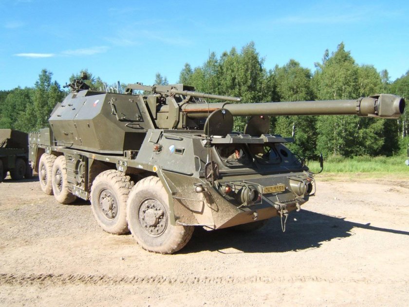 152mm SHKH Dana vz.77