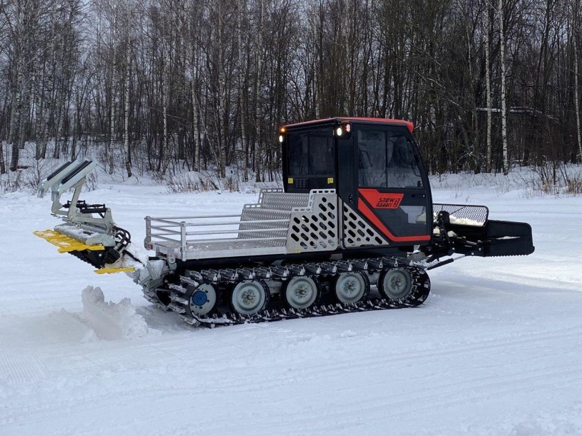 Снегоуплотнительная машина ратрак