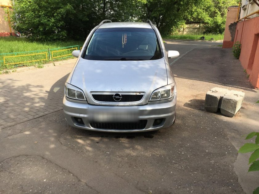 Opel Zafira OPC 2002