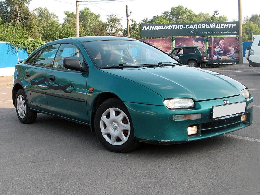Mazda 323