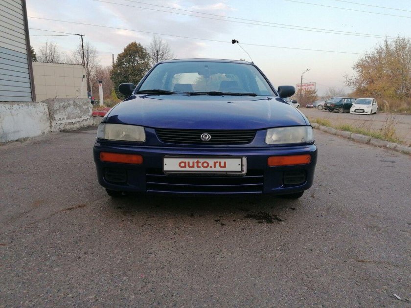 Мазда 323 1994 года