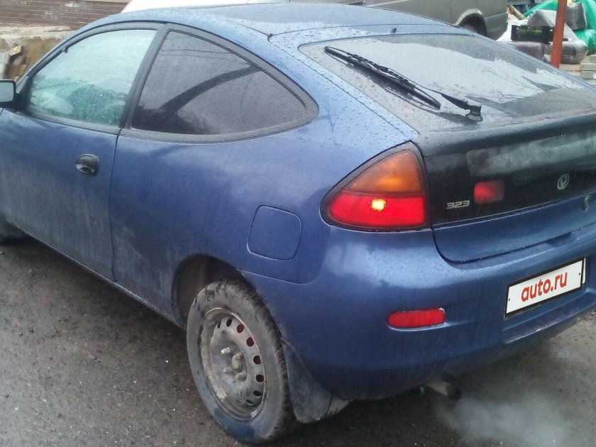 Mazda 323 1994