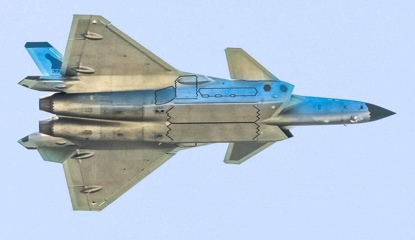 J-20 истребитель