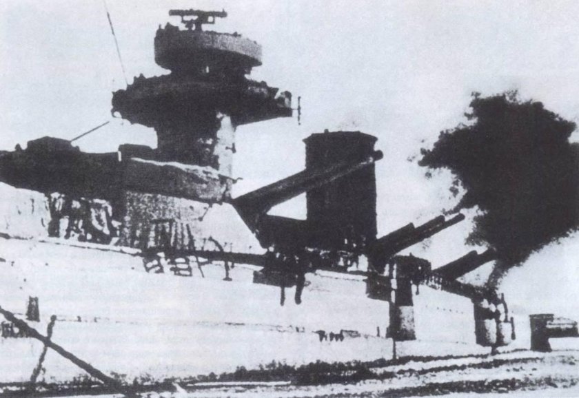 Линкор Марат плавбатарея