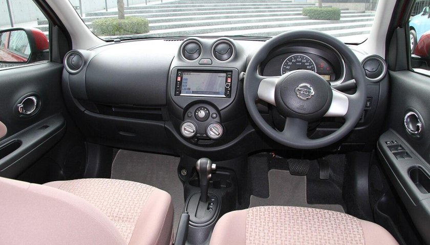 Nissan March k13 салон