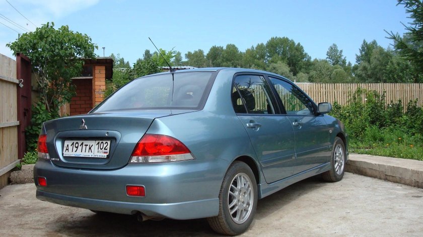 Лансер 9 серый