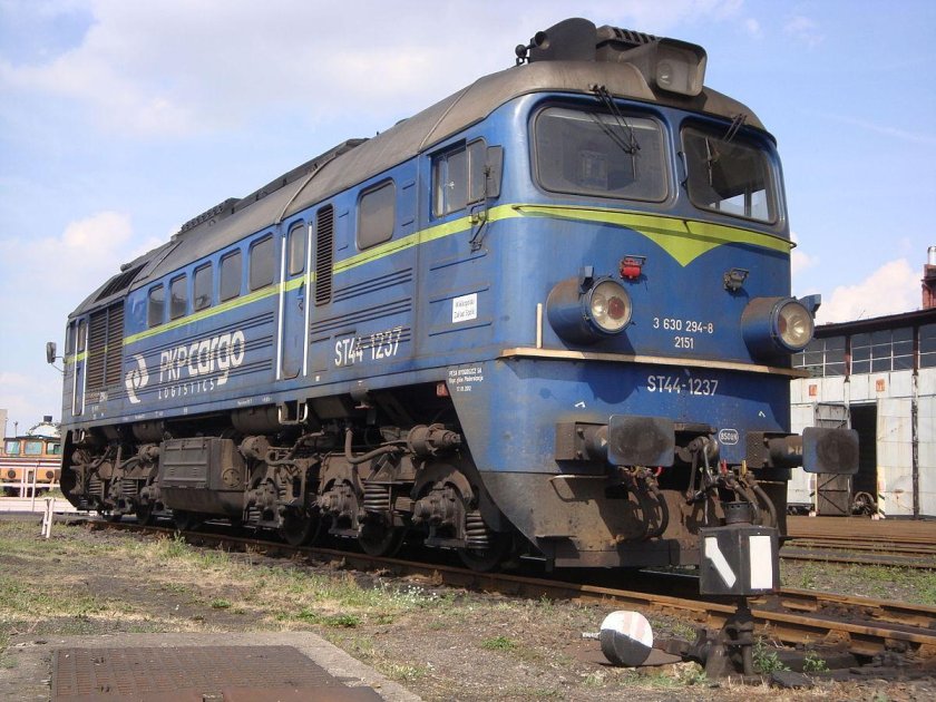 M62 тепловоз