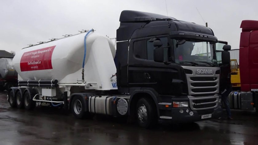 Цементовоз Вольво