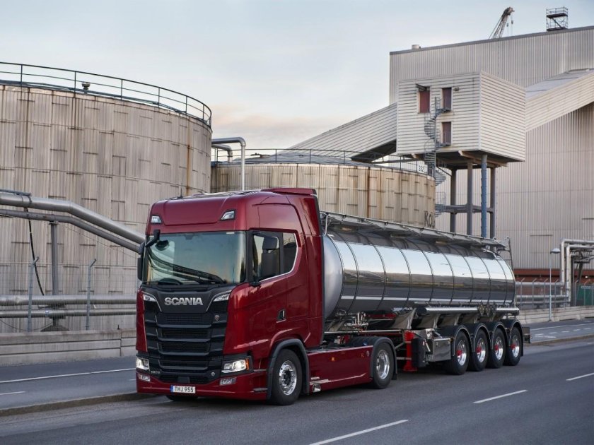 Скания s 500 с бочкой