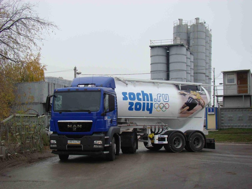 Цементовоз Вольво