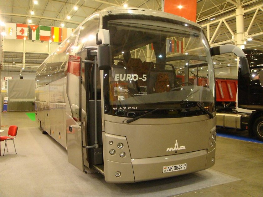 Новый МАЗ-251