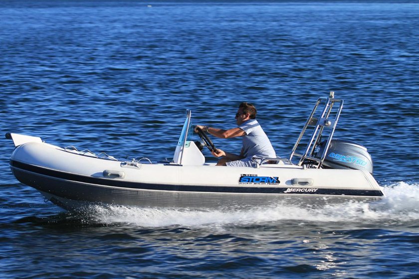 Лодка РИБ Stormline 450