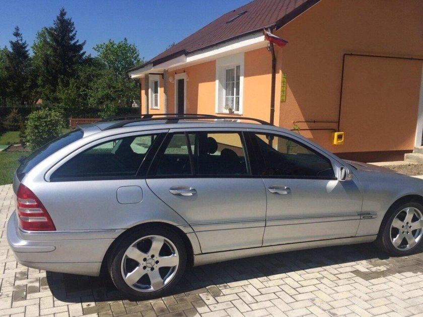 Мерседес 200 универсал