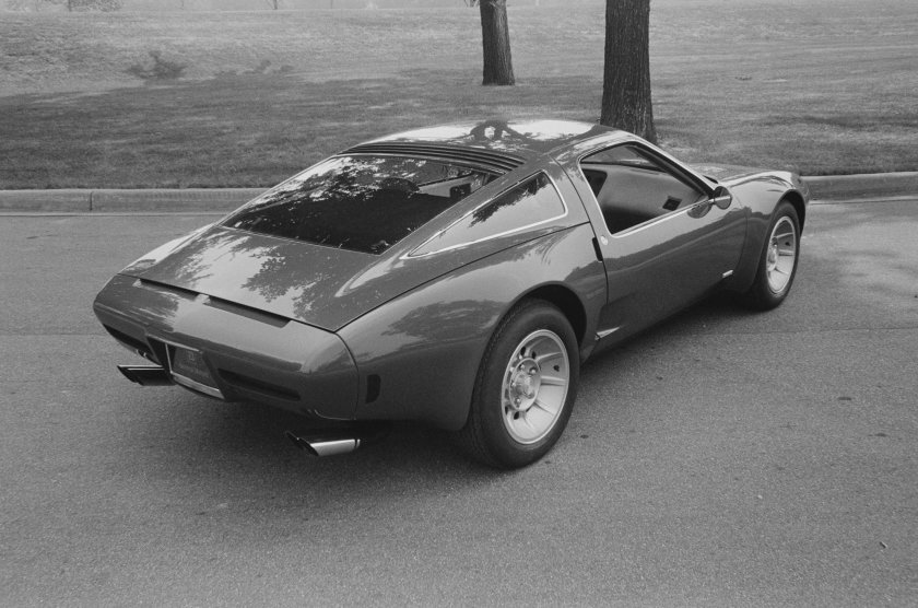 1973 Chevrolet XP-897gt two-Rotor (Pininfarina)