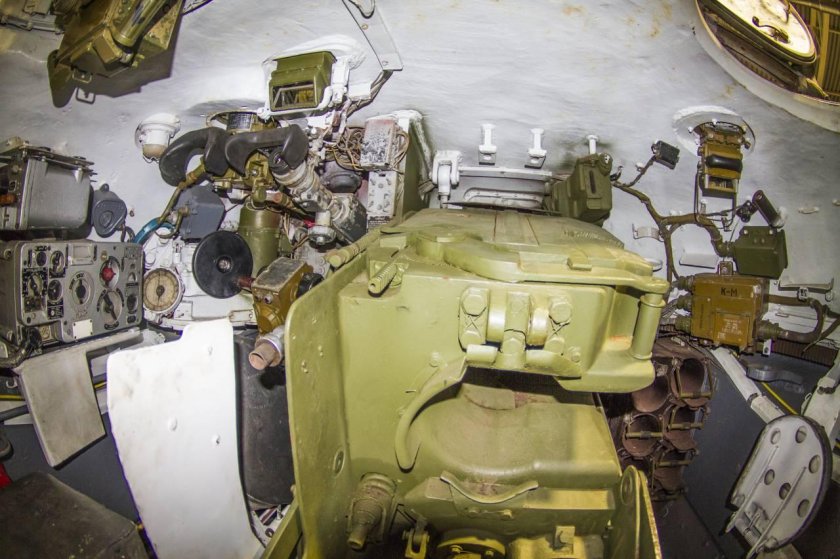 Танк т72 внутри