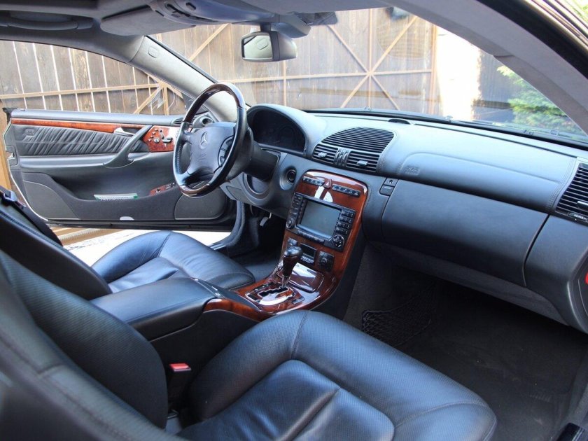 W215 Mercedes салон