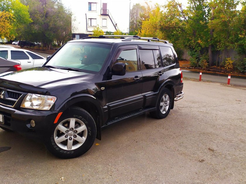 Митсубиси Монтеро 2005