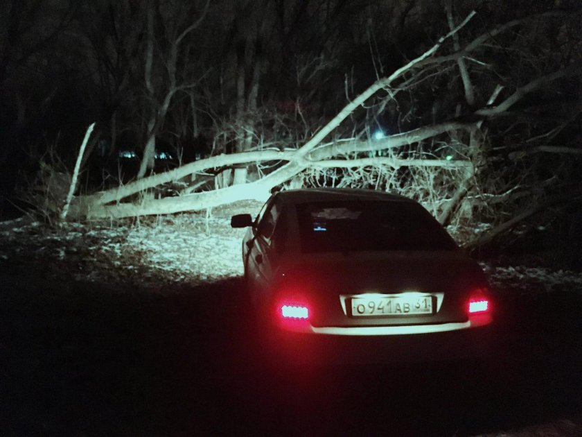 Приора 2 ночью