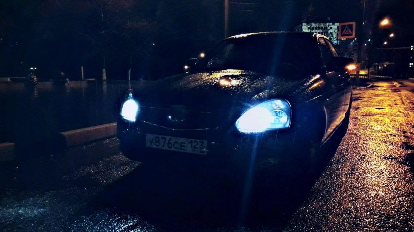 Лада Приора 2 ночью