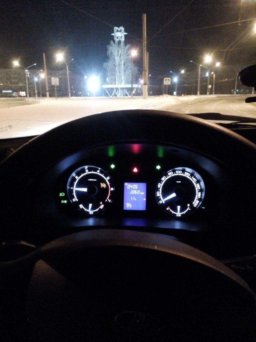 Приора 2 салон ночью