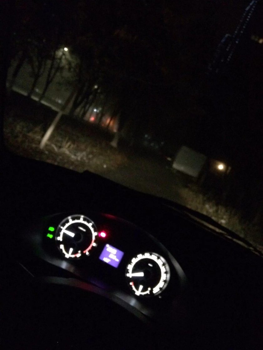 Приора 2 салон Люкс ночью