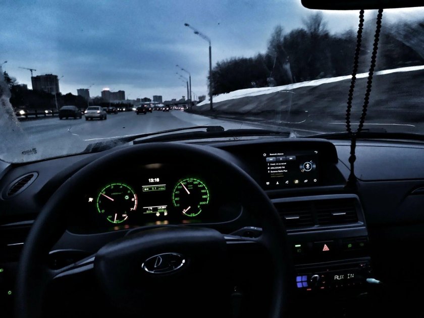 Приора 2 салон ночью