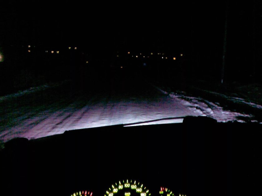 За рулем Приоры ночью