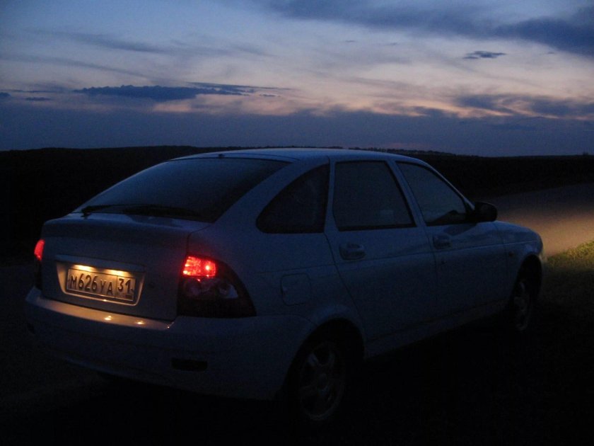 Приора хэтчбек