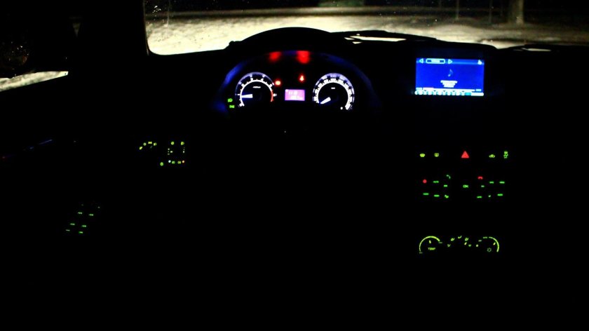 Приора 1 салон ночью