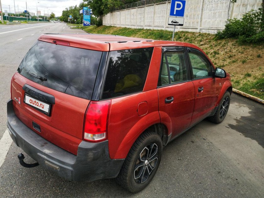 Машина Сатурн vue 2002