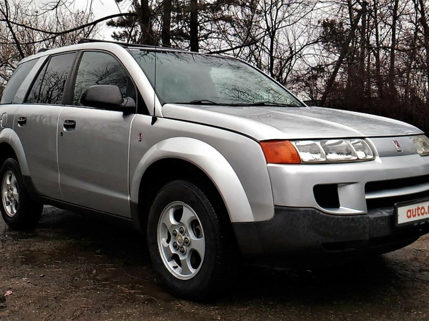 Saturn vue 2.2 МТ 2003