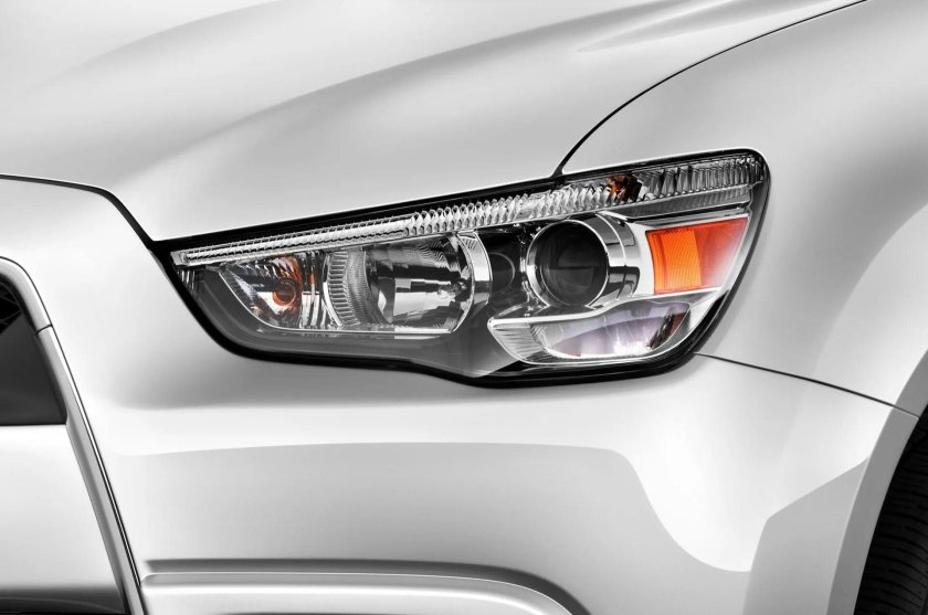 Mitsubishi ASX фары