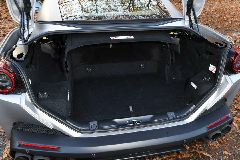 Феррари багажник