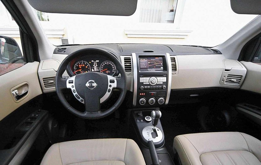 Nissan x-Trail t31 салон