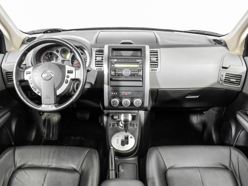 Nissan x Trail 2008 салон